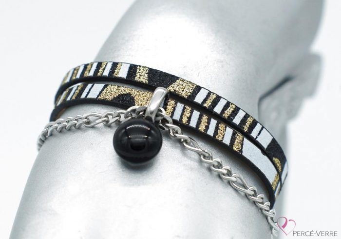 bracelet noir et or avec breloque de verre, collection chic #1512